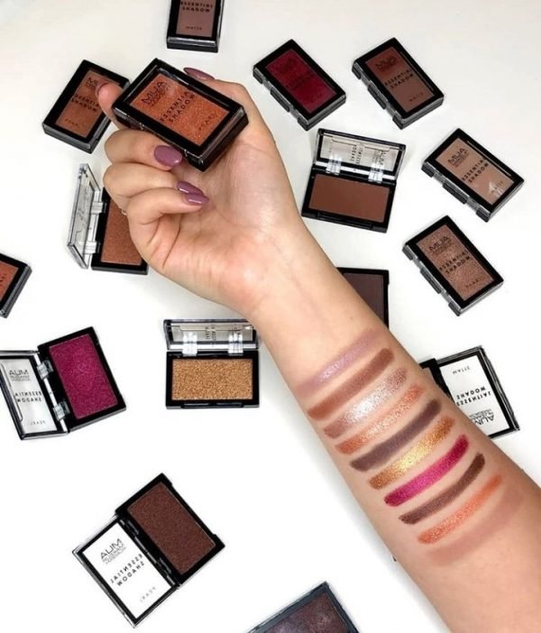 ΣΚΙΑ-MUA ESSENTIAL EYESHADOW