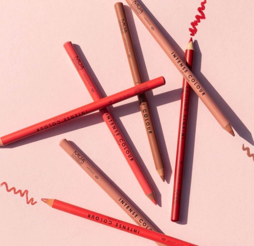 NEW MUA INTENSE COLOUR LIP LINER