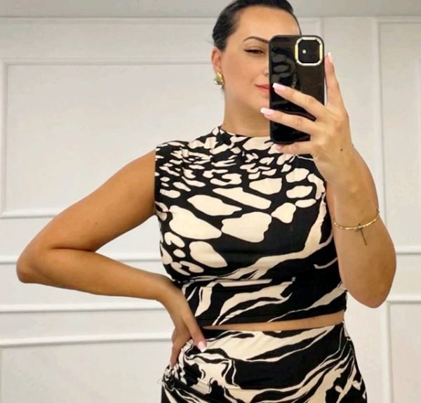 Μπλούζα Κροπ Αμάνικη Voice Fashion