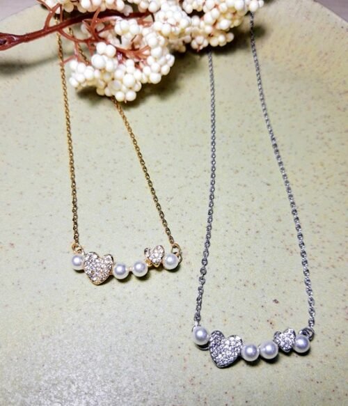 Κολιέ Με Καρδιές Και Πέρλες