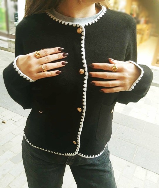 Ζακέτα Με Κουμπιά - Image 2