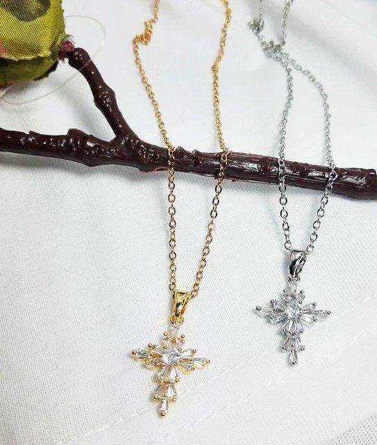 Κολιέ Σταυρός