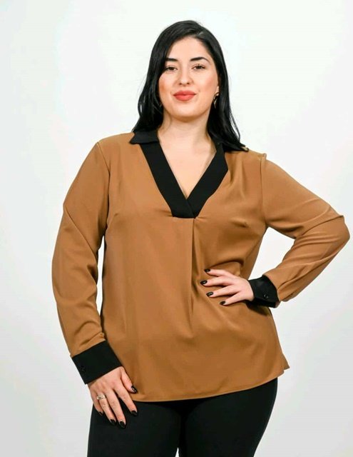 Μπλούζα Με V Και Γιακά Voice Fashion - Image 3