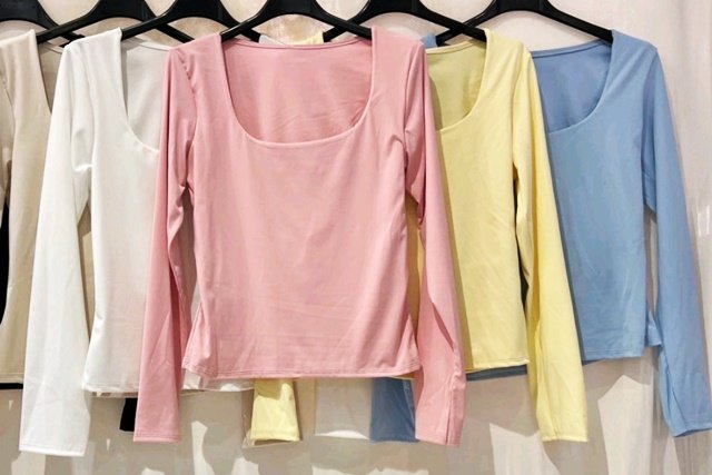 Μπλούζα Με Στρογγυλό Ντεκολτέ - Image 3